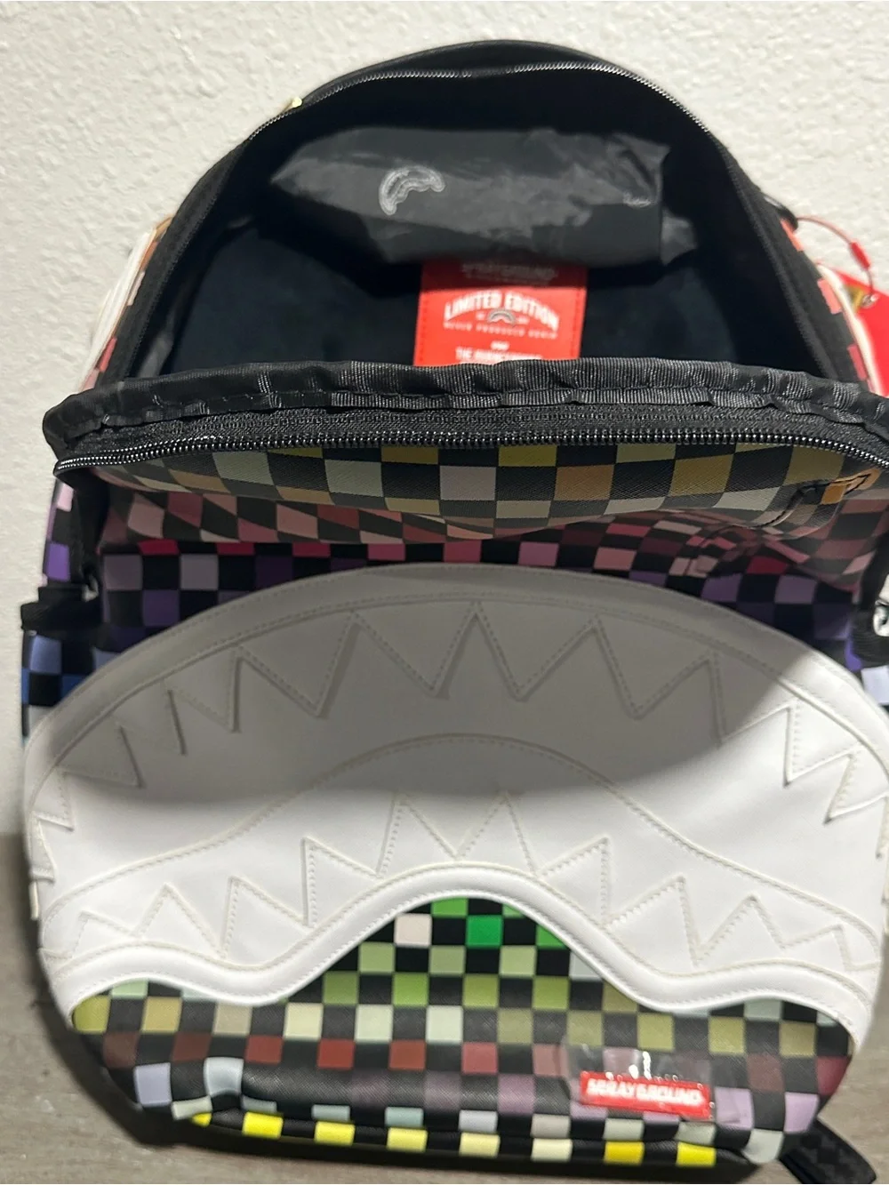 Sprayground Limited Edition Pixel Shark Backpack NWT Color Shift Checkered